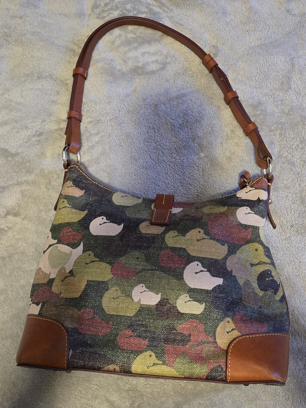 Dooney & Bourke Duck Dynasty HOBO camouflage - Picture 2 of 10
